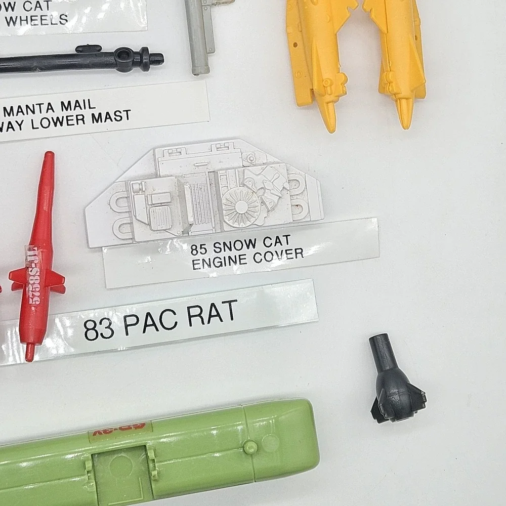 Vintage G.I. Joe Part Lot Swampfire Snow Cat Manta Mail AWE Striker PAC/RAT